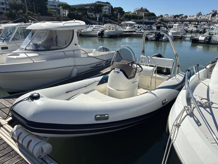 Rent a Valiant Valiant 650 Cruiser Le Pouliguen