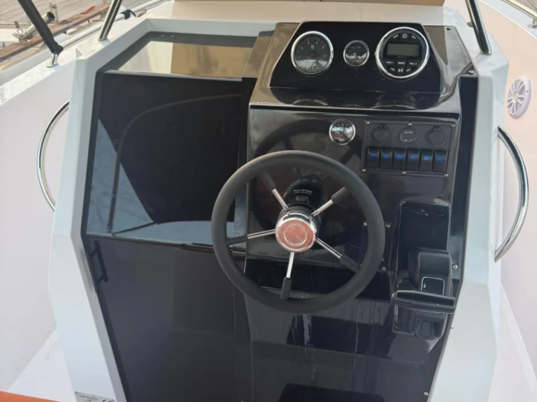 Motorboat rental in Alicante - Boats maks Catt X6