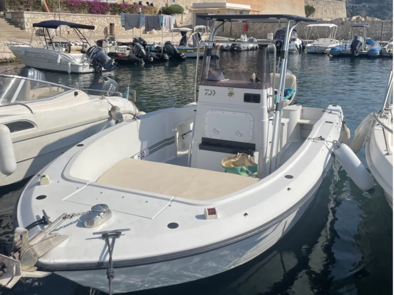 Motorboat rental with or without captain Four Winns Mandelieu-la-Napoule