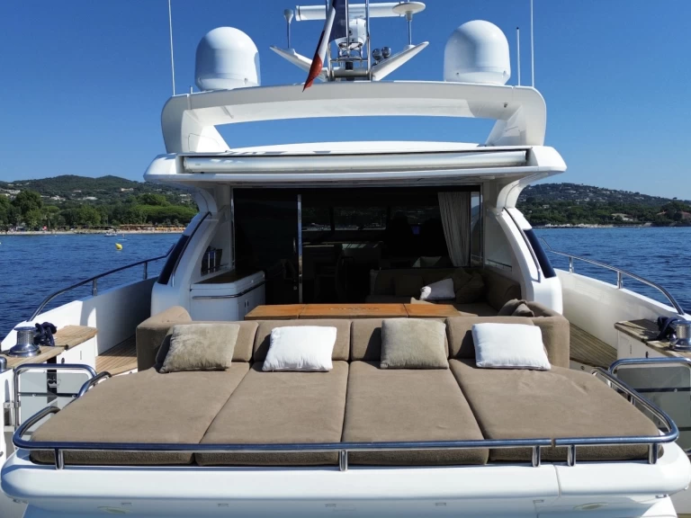 Luxury Yacht rental with or without captain Princess Saint-Tropez