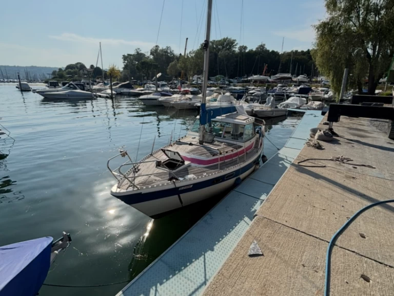 Sailboat for rent Lisanza at the best price