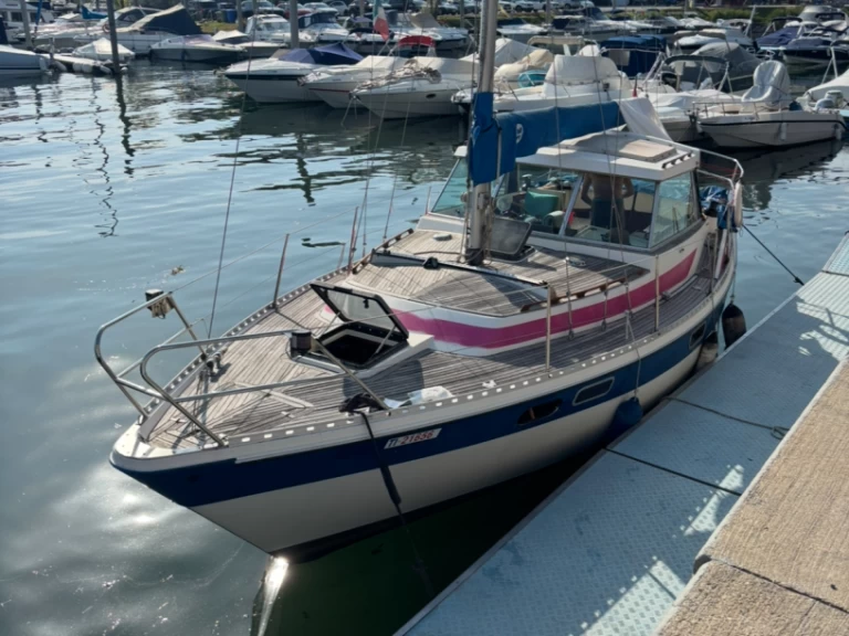winga Marine Winga 87 Winga 87 charter bareboat or captained in  Lisanza
