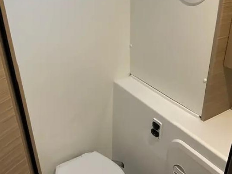 Yacht charter Alimos cheap Lagoon 42