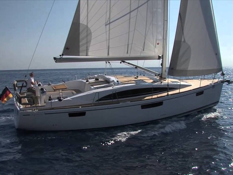 Sailboat rental in Alimos - Bavaria Bavaria C42