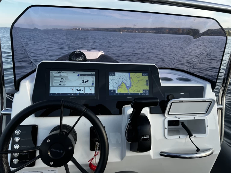 RIB for rent Kreuzlingen at the best price