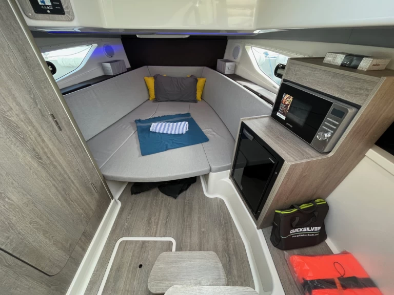 Motorboat for rent Ibiza Town at the best price