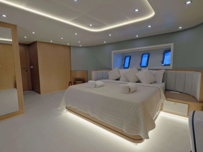 Luxury Yacht for rent Fethiye at the best price