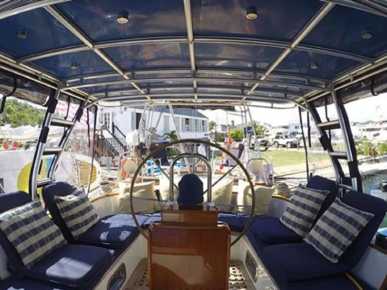 Luxury Yacht rental with or without captain W.I. Crealock Antigua