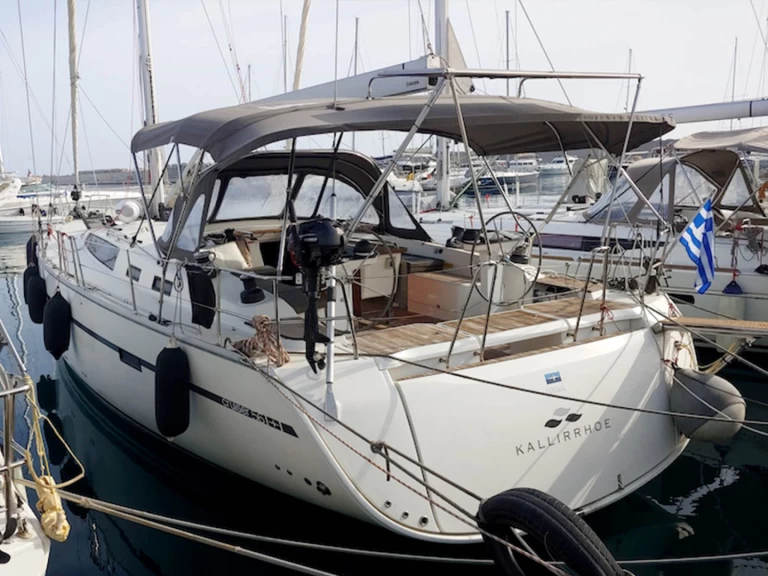 Rent a Bavaria Cruiser 56 Lávrio