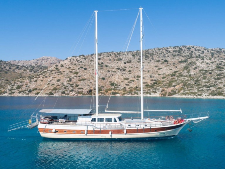 Sailboat for rent Bozburun at the best price