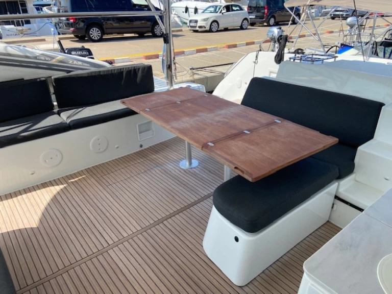 Catamaran rental with or without captain Lagoon Le Marin
