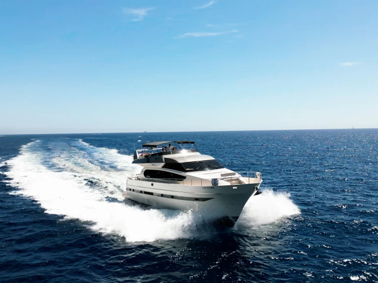 Luxury Yacht rental in Castellammare di Stabia - Monte Fino Monte Fino 70