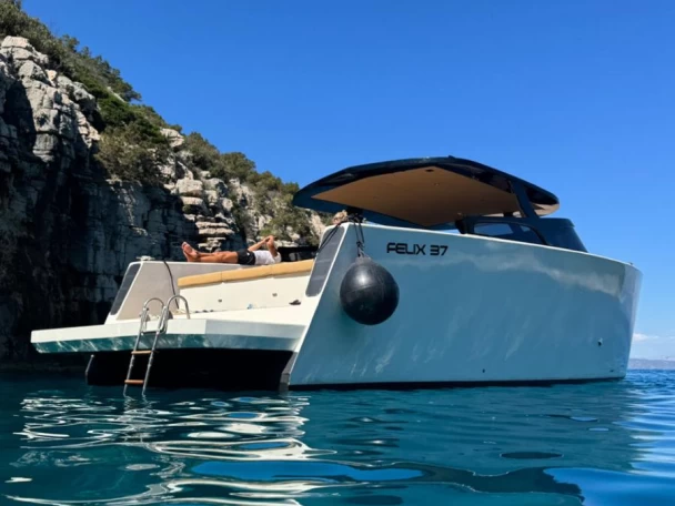 Motorboat rental in Makarska - Felix 37 Felix 37