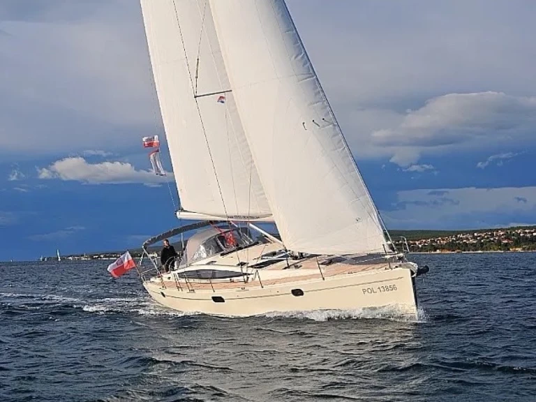 Sailboat for rent Rogoznica at the best price