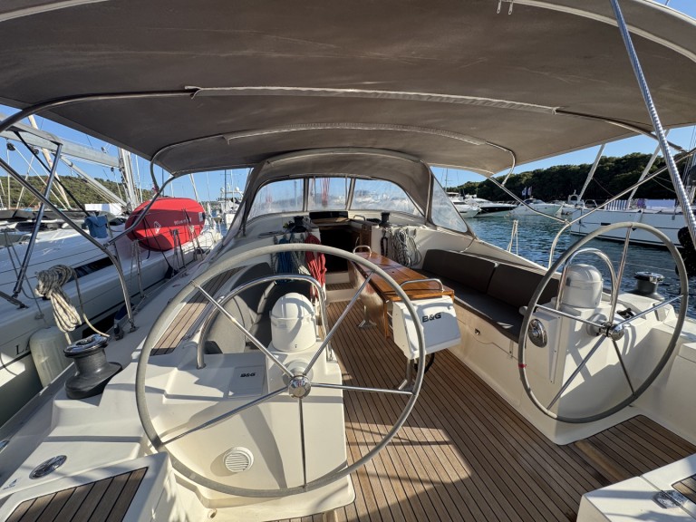 Sailboat rental in Rogoznica - Delphia Delphia 47