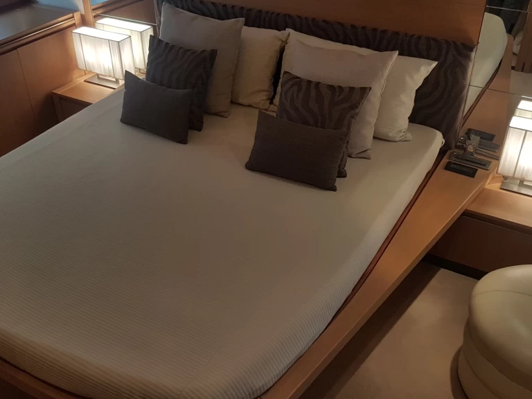 Luxury Yacht rental with or without captain Evo Marine Deauville  Loano