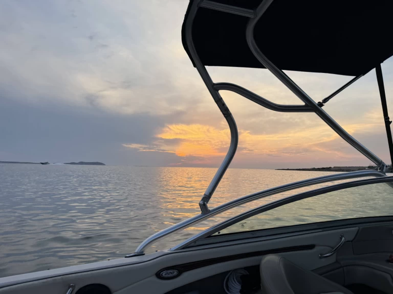 Yacht charter Sant Antoni de Portmany cheap Sea Ray 220 Select