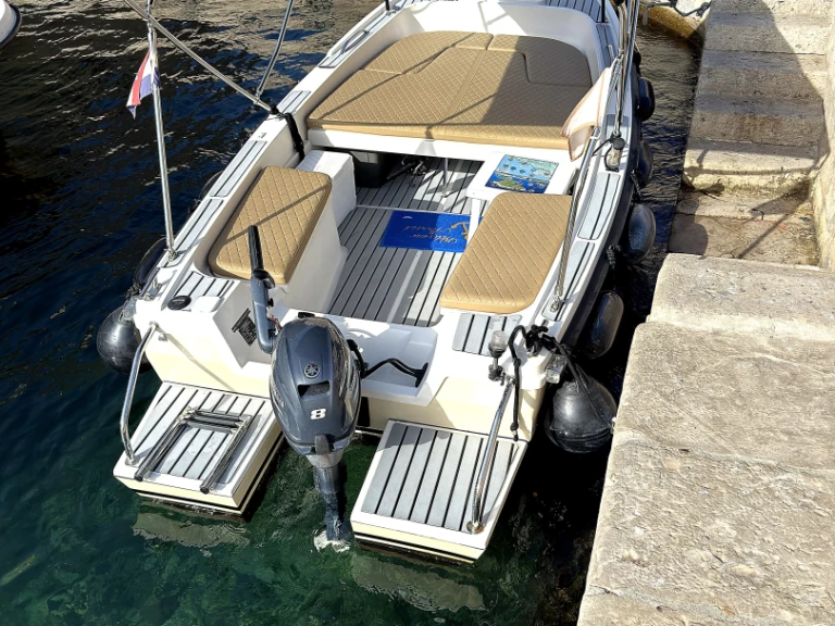 Fortis 505 in Dubrovnik on SamBoat