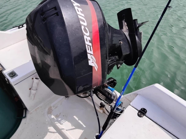 Motorboat rental with or without captain Gibert Marine Port Bourgenay