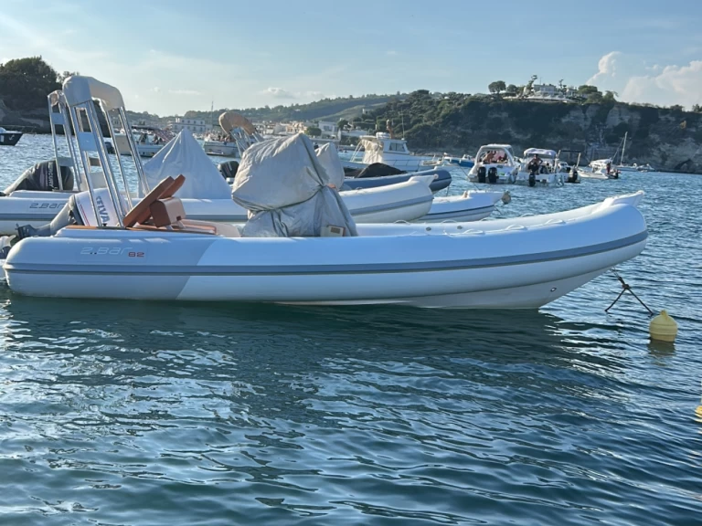 RIB rental in Naples - Doviboat Dovi22