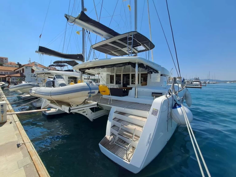 Bareboat Rental Catamaran Lagoon with a boat licence
