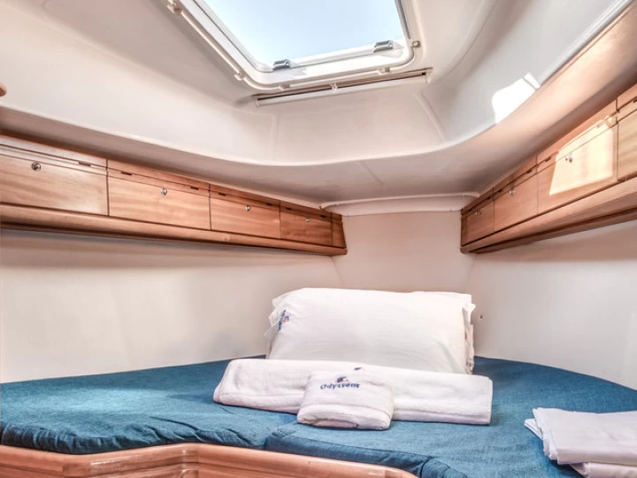 Sailboat for rent Gouvia at the best price