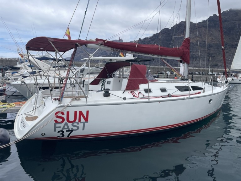 Boat rental Jeanneau Sun Fast 37 in San Miguel De Abona on Samboat