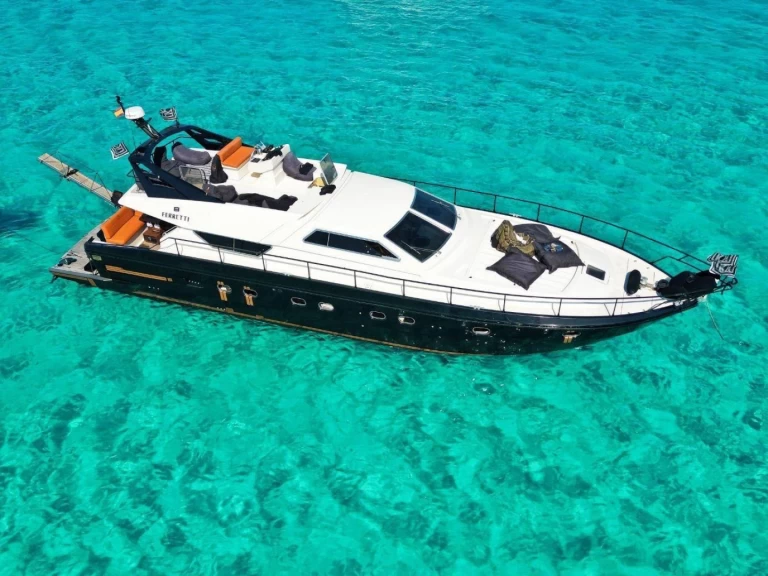Rent a Ferretti Ferretti 630 Fly Port Esportiu Marina d'Eivissa