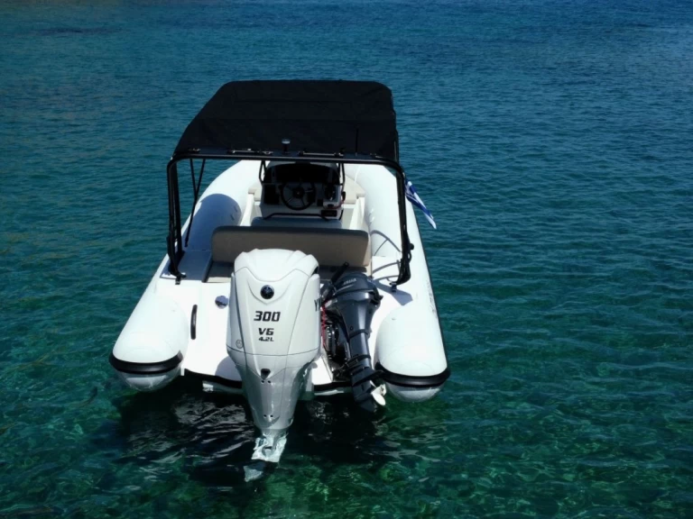 Boat rental Olympic 720 in Palaio Faliro on Samboat