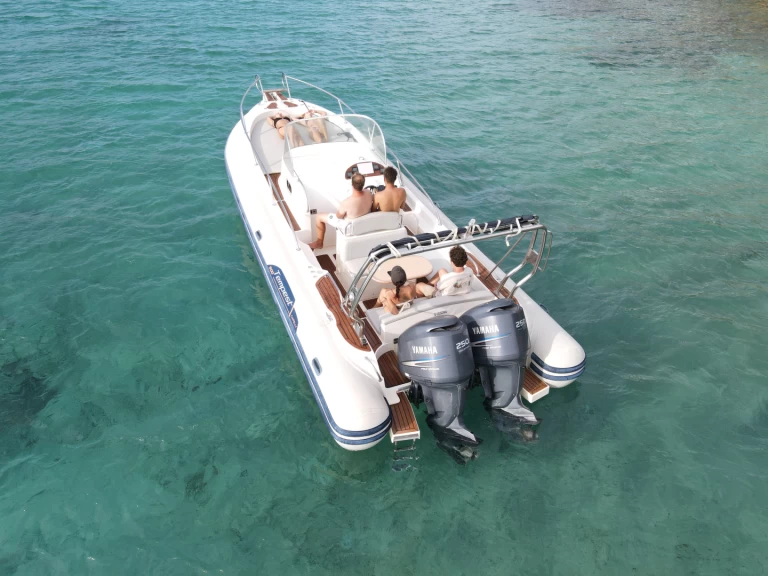 Capelli Tempest 900 WA in Porto-Vecchio on SamBoat