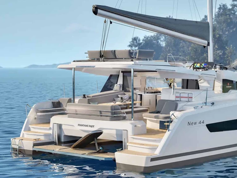 Fountaine Pajot Fountaine Pajot FP 44 Quatuor - 4 cab. in Trogir on SamBoat
