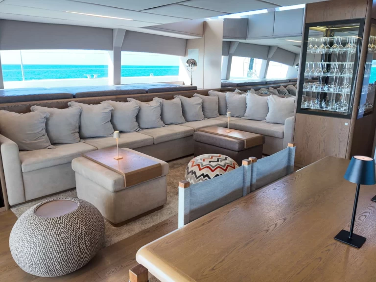 Luxury Yacht rental in Caribbean - Sunreef LITTLE GIANT