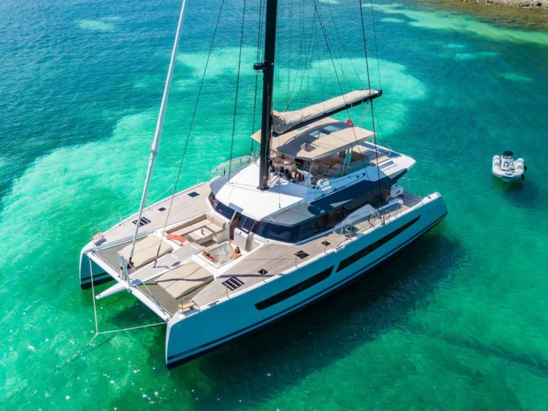 Bareboat Rental Luxury Yacht Fountaine Pajot with a boat licence