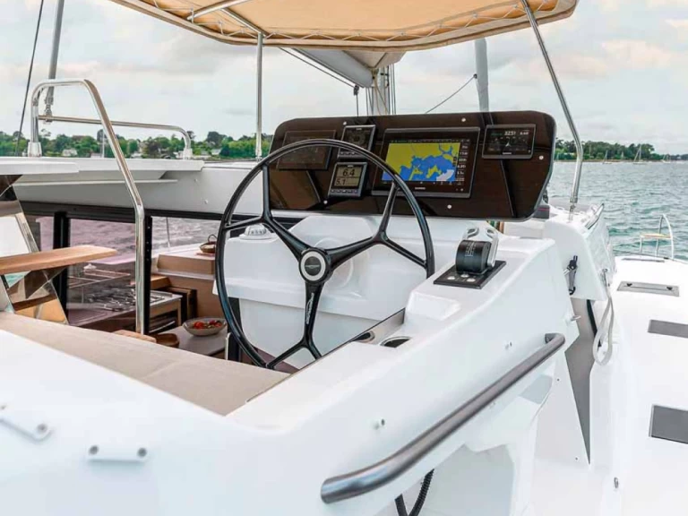 Rent a Fountaine Pajot Fountaine Pajot FP 41 Quatuor 4 Trogir