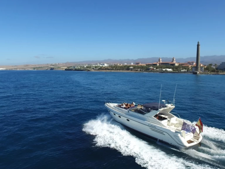Motorboat rental in Maspalomas - Princess Princess 46 Riviera