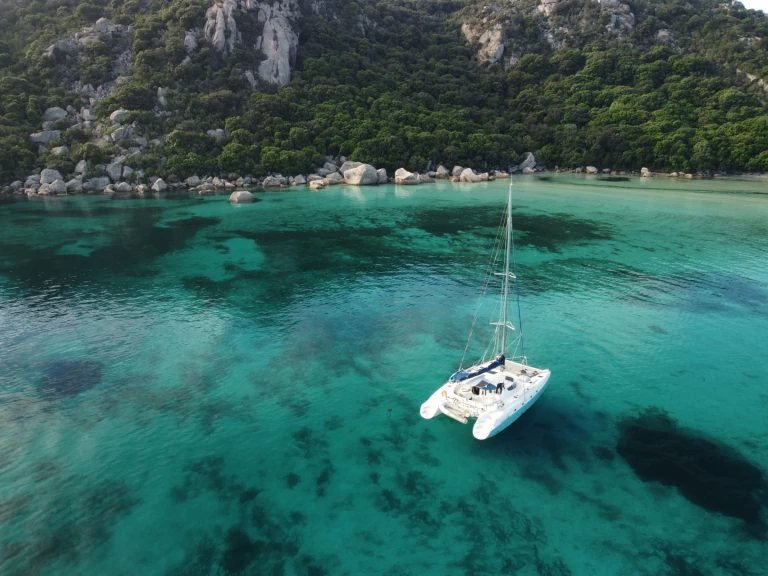 Catamaran rental with or without captain Fountaine Pajot Baie de San Ciprianu