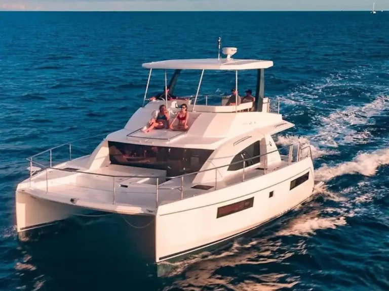 Catamaran for rent Miami at the best price