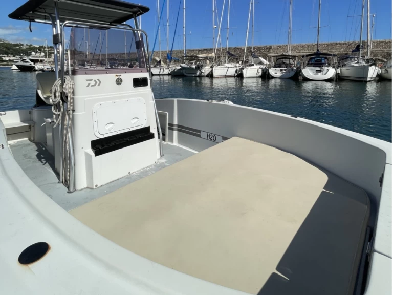 Rent a Four Winns Quest 207 Mandelieu-la-Napoule