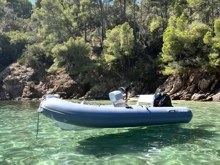 RIB rental in Le Lavandou - Four SEAS  RIB ALU 360