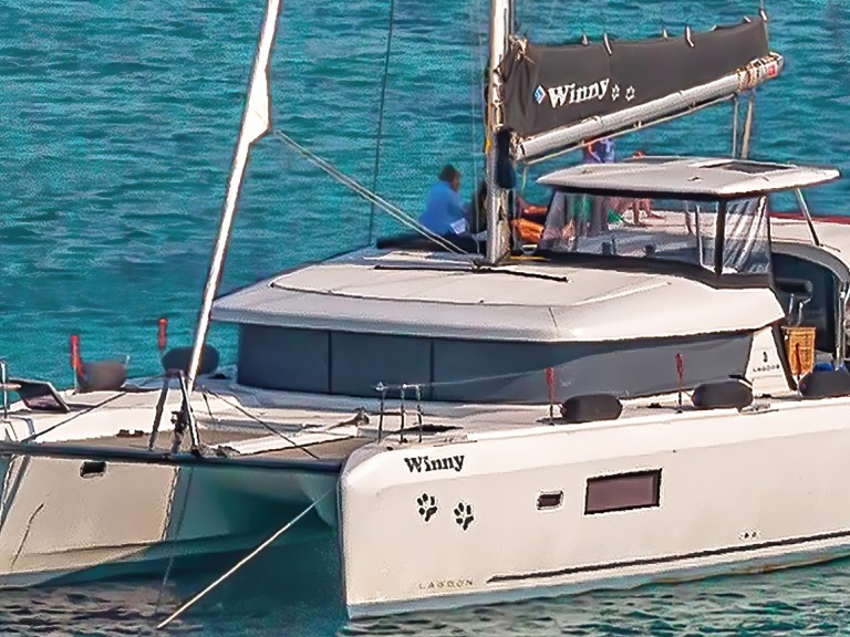 Yacht charter Syros (Island) cheap Lagoon 42