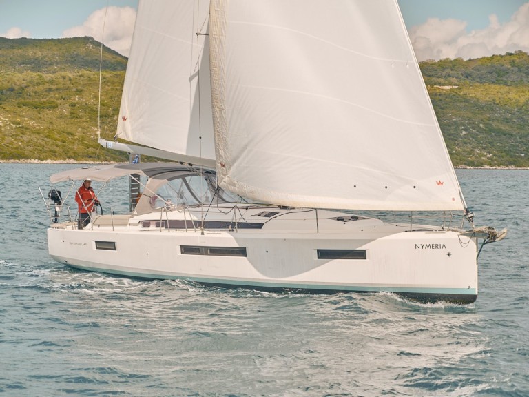 Rent a Jeanneau Sun Odyssey 440 Alimos