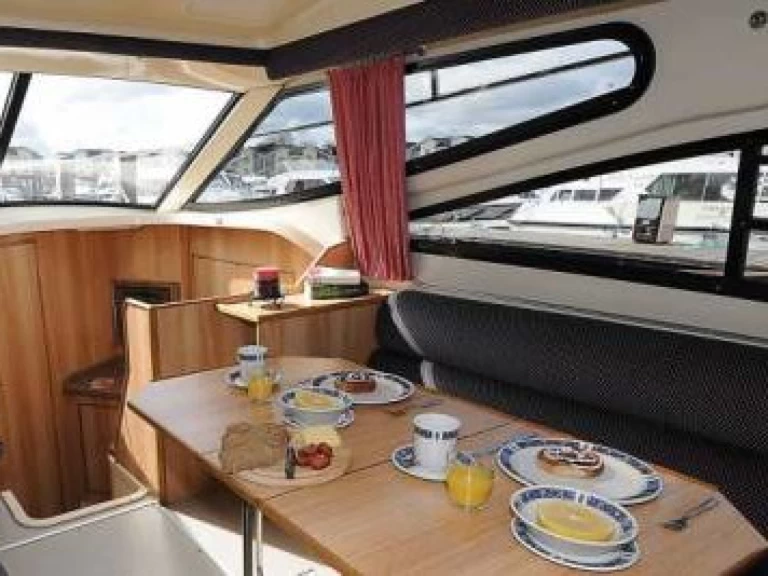 Rent a Le Boat Consul Spean Bridge