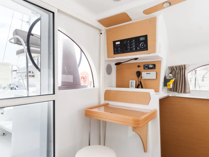 Catamaran rental with or without captain Lagoon Préveza