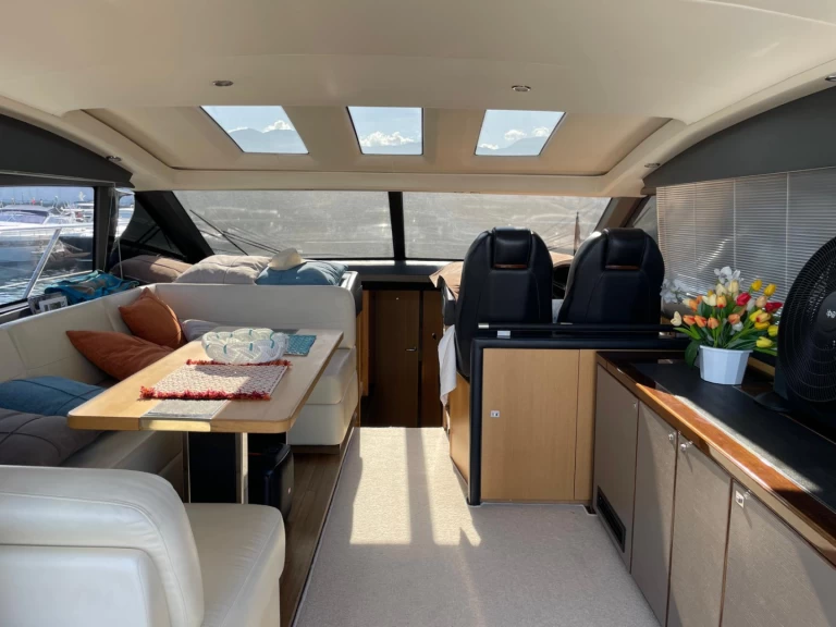 Yacht charter Naples cheap V 52