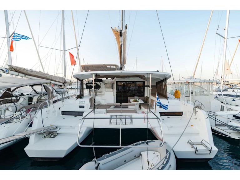 Catamaran rental in Rhodes (City) - Lagoon Lagoon 42
