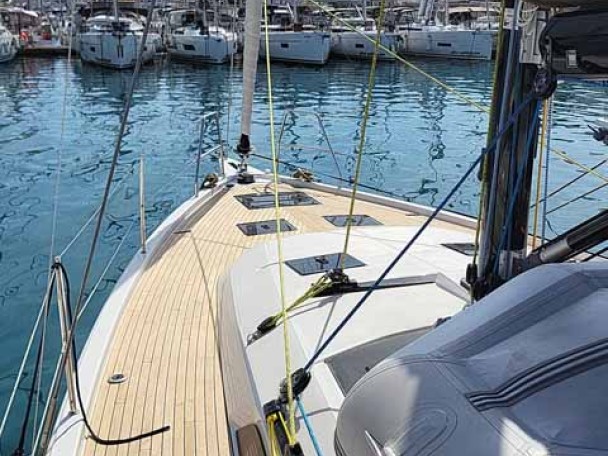 Rent a Dufour Dufour 41 Performance Trogir