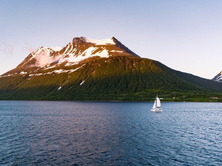 Boat rental Bali Bali 4.6 in Eidkjosen on Samboat