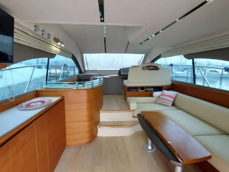 Motorboat rental with or without captain Intermarine Portisco