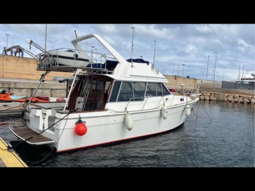 Bayliner Bayliner 3288 Fly charter bareboat or captained in  Valencia