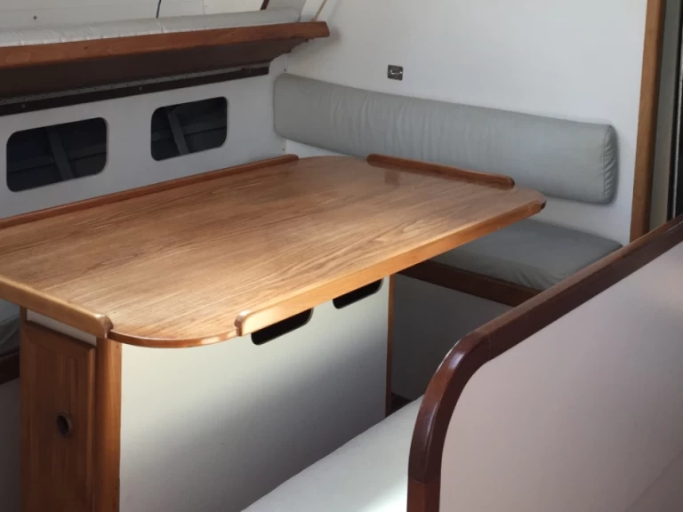 Bareboat Rental Sailboat Tortarollo with a boat licence